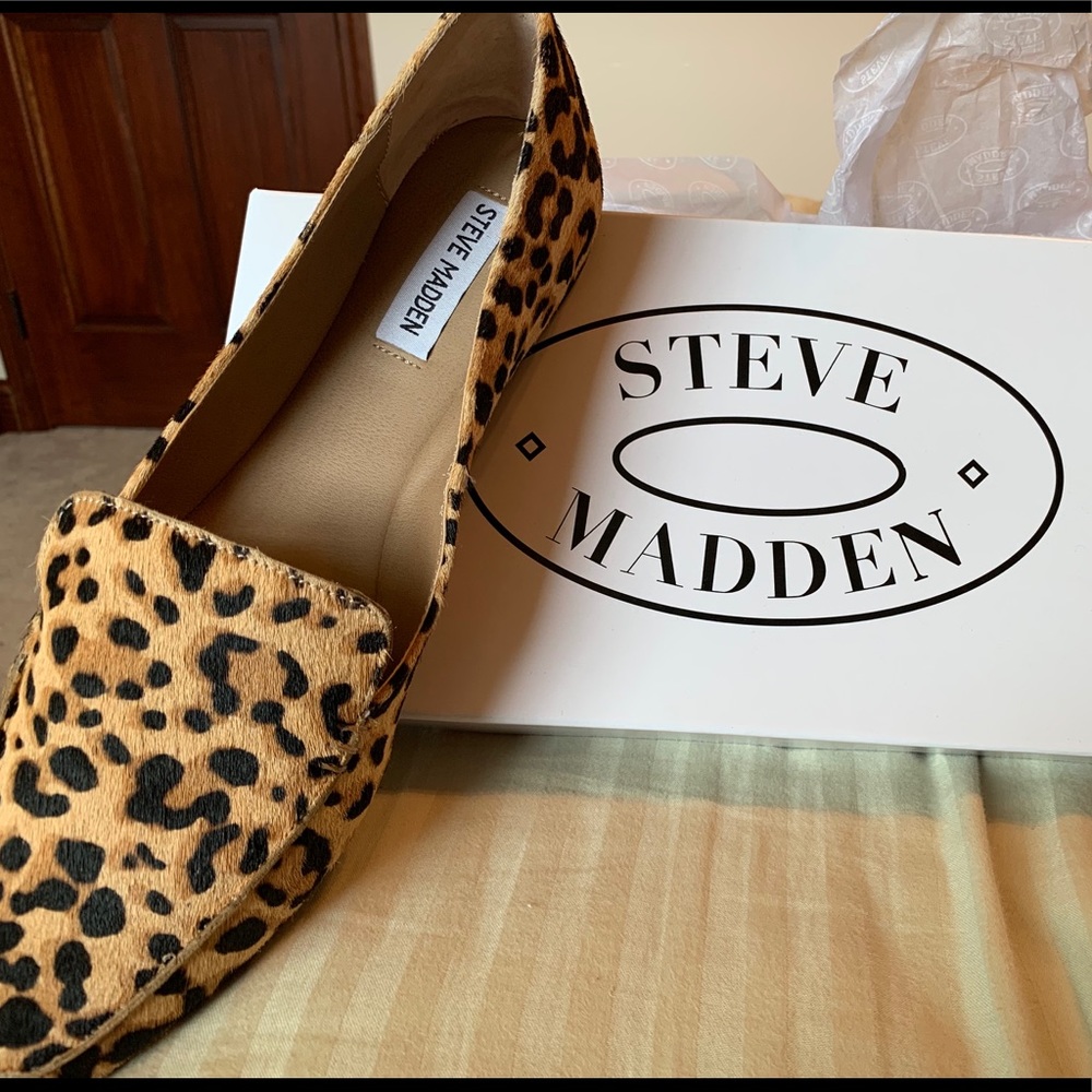 NWT Steve Madden Leopard flats